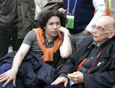 阿尔勒大将军瓦尔德新帅上任，重塑雄风