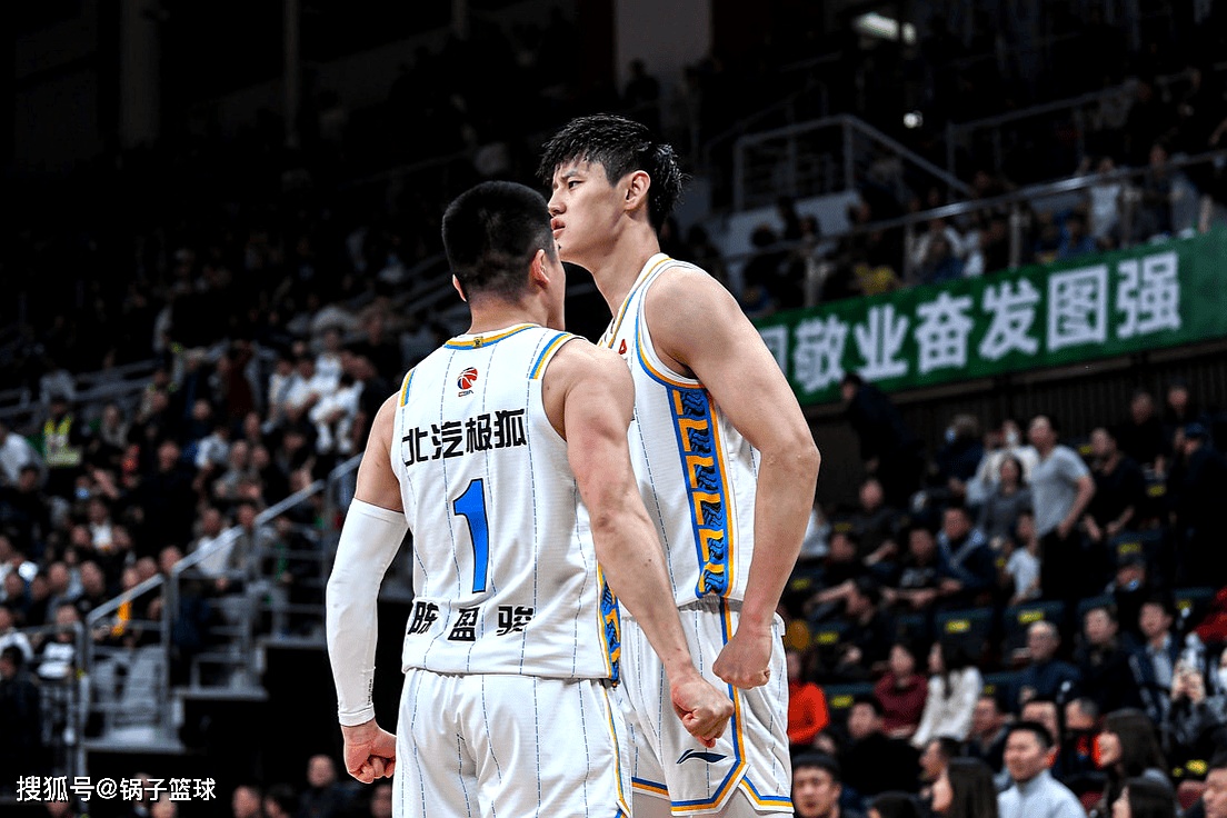 天津队在比拼中大显身手，轻松战胜对手