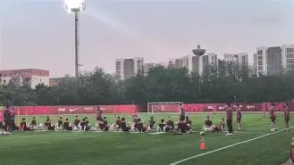 瑞士队在胶着战中力压对手取胜