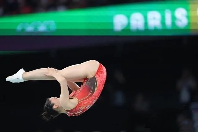 美国选手取得女子体操蹦床冠军