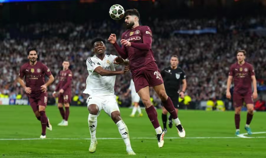 曼联丢点惨败，巴黎前锋狂揽三球